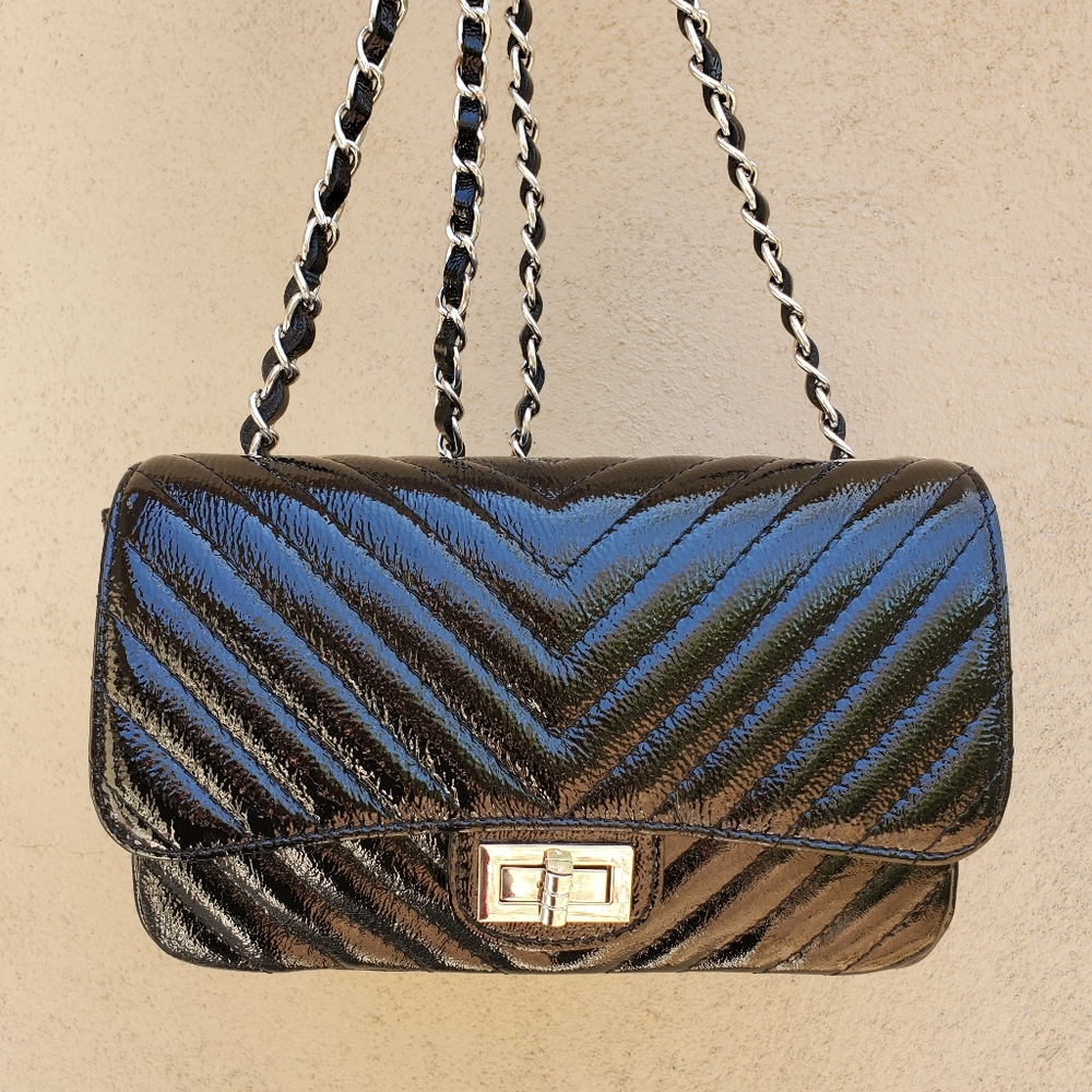 Sara Burglar Black Chevron Quilted Leather Flap Bag Purse